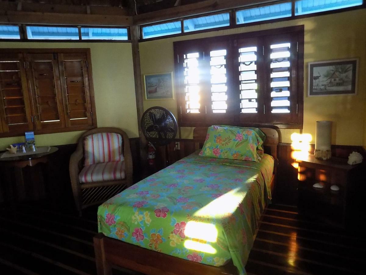 Mango Creek Lodge Port Royal Extérieur photo