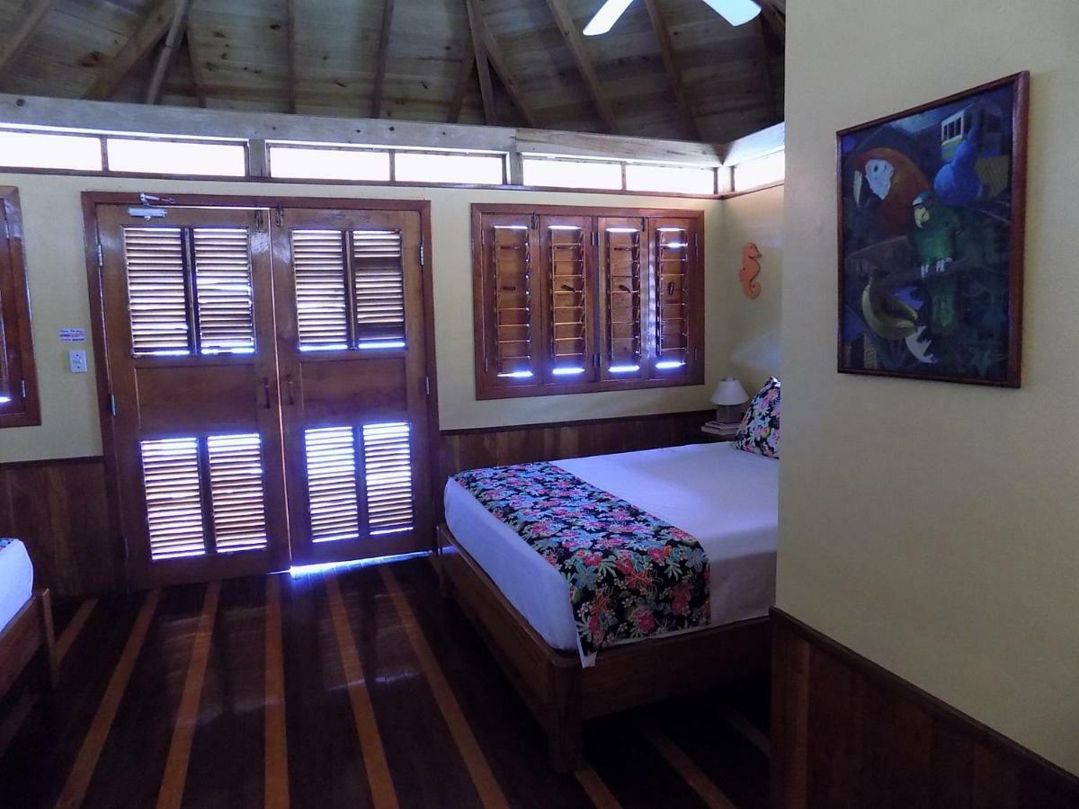 Mango Creek Lodge Port Royal Extérieur photo
